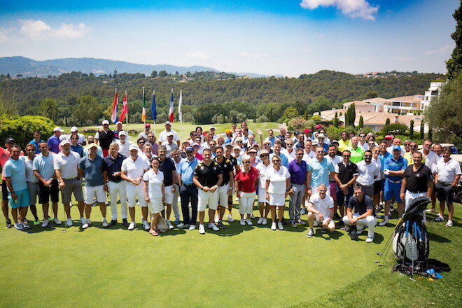 LES BALLES BLANCHES AU ROYAL MOUGINS GOLF CLUB