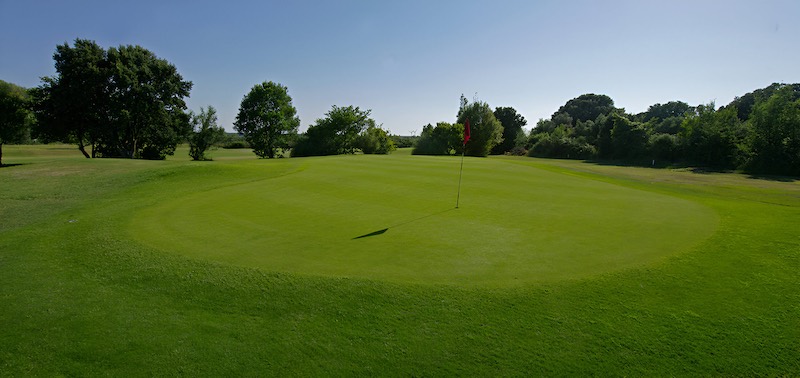Golf_Saint_Martin_de_Crau_Green